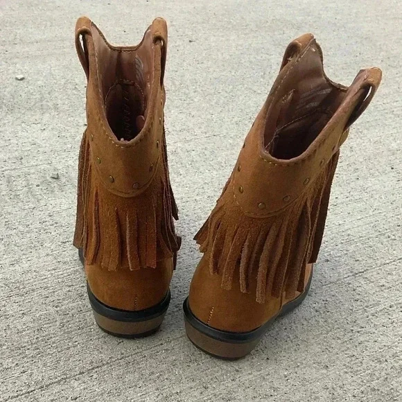New Genuine Kids From OshKosh Boots Suede Fringe Toddler Size 5 Brown NO TAGS - Picture 5 of 7